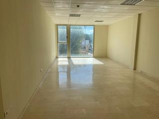 Oficina  Avenida las golondrinas. Estupenda oportunidad para montar tu oficina