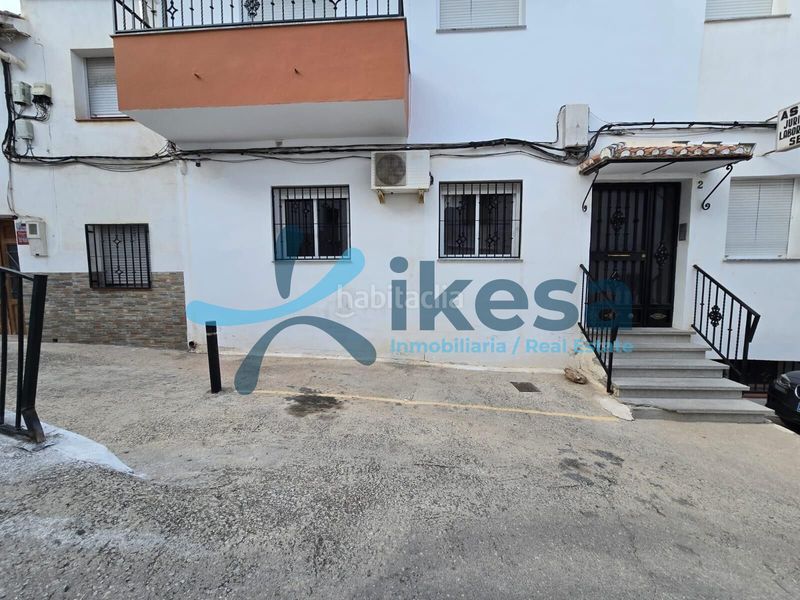 Foto cd4e2cf2-97d4-423e-9705-787048481cc6. Pis a Colomera