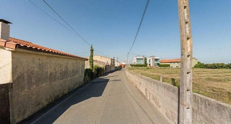 Foto 9c0ca297-0eef-407c-84af-ab7e16e29e1f. Casa adossada a Alisal - San Román Santander
