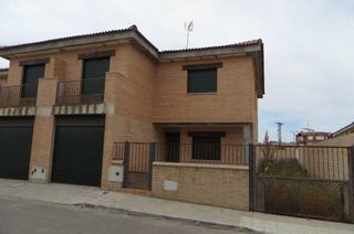 House in Mora. Venta de casa en la provincia de toledo
