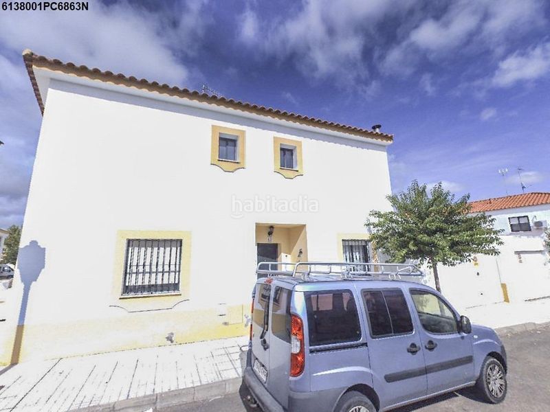 Foto 8823ad97-2d66-4bc6-8689-a0f0fdf5f061. Casa adosada se vende adosado en la provincia de badajoz sin posesión en Olivenza