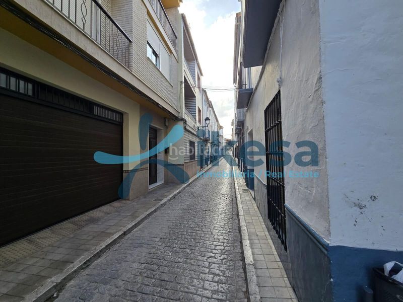 Foto 1cae4b59-eba1-461d-8ddb-2bd472c454d4. Casa adossada a Loja