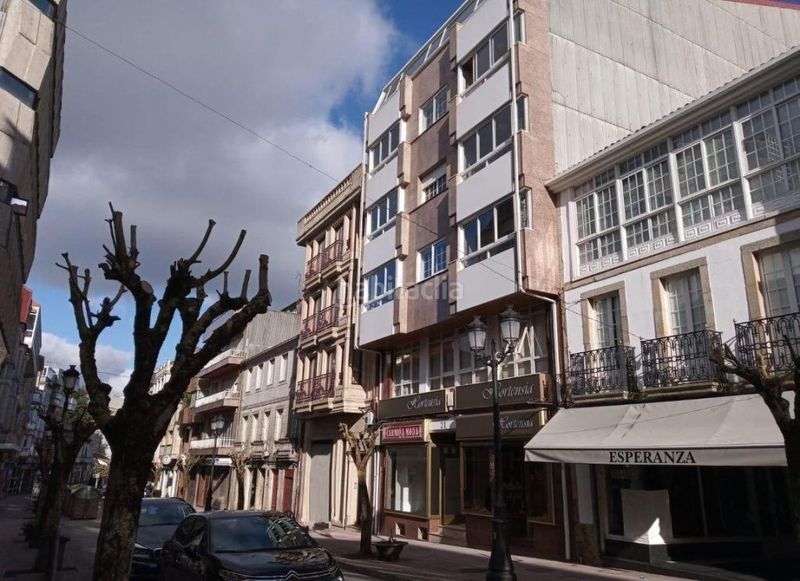 Foto a48d9730-d55c-45da-a60e-1fe646dc13e6. Local comercial a Lalín