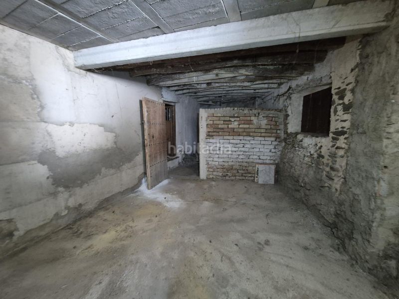 Foto 570399e3-3053-46fe-8501-fe661b8ef864. Casa a Válor