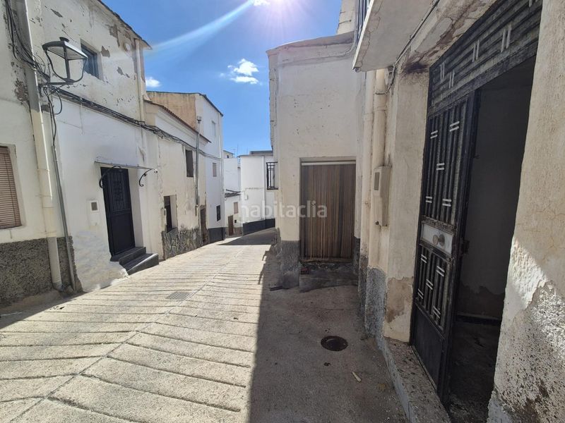 Foto b260eed2-5154-424a-a827-d7b4f8526b31. Casa a Válor