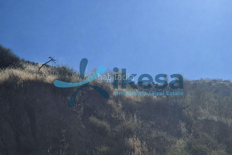 Foto ad13f22b-0147-405c-abd6-ab42318952ad. Finca rústica a Ugíjar