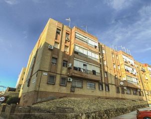 Pis a Nueva Alcalá. Venta de piso sin posesión no visitable en alcalá de guadaria  s