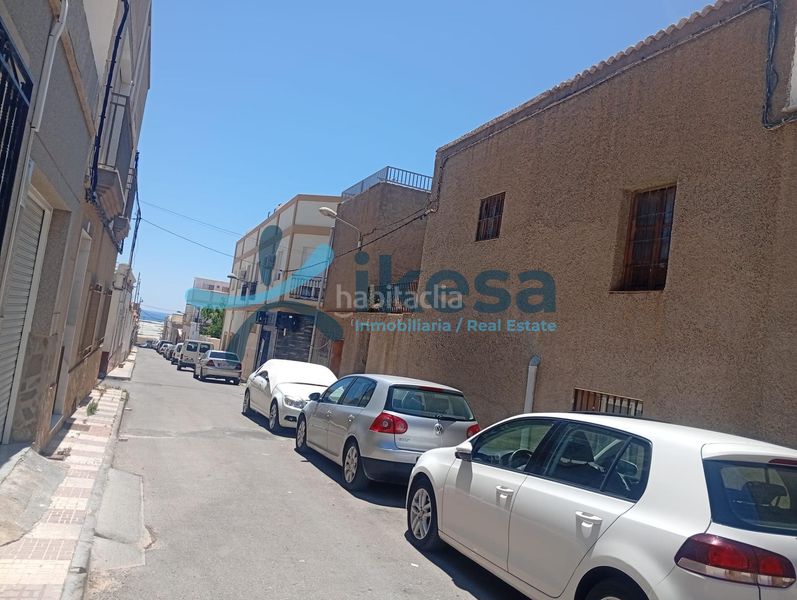 Foto 9176fb06-5eba-46e9-8e0f-ef7db0713959. Apartament a Adra
