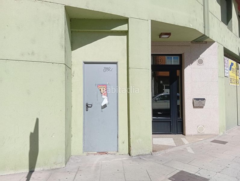 Foto f0248506-f421-446d-8b99-8f4137ed71d2. Local comercial a Sarria