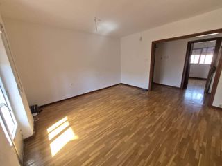 Pis a Delicias. Piso para reformar en las delicias  valladolid