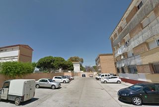 Piso en Bonanza-Avda de Huelva-Barrio Andalucia. Piso en sanlúcar de barrameda, cádiz. activo inmobiliario sin po