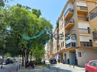 Flat in Bellavista. Venta de piso en avenida bellavista sevilla