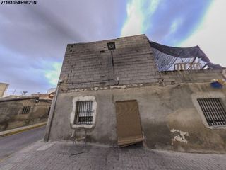House in Centro. Venta de casa en la localidad de elda sin posesión