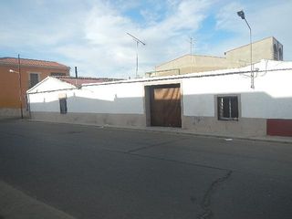 House in Arroyo de San Serván. Venta de casa en badajoz sin posesión