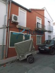 Casa a Jódar. Venta de vivienda en jodar, jaén. activo inmobiliario sin posesi