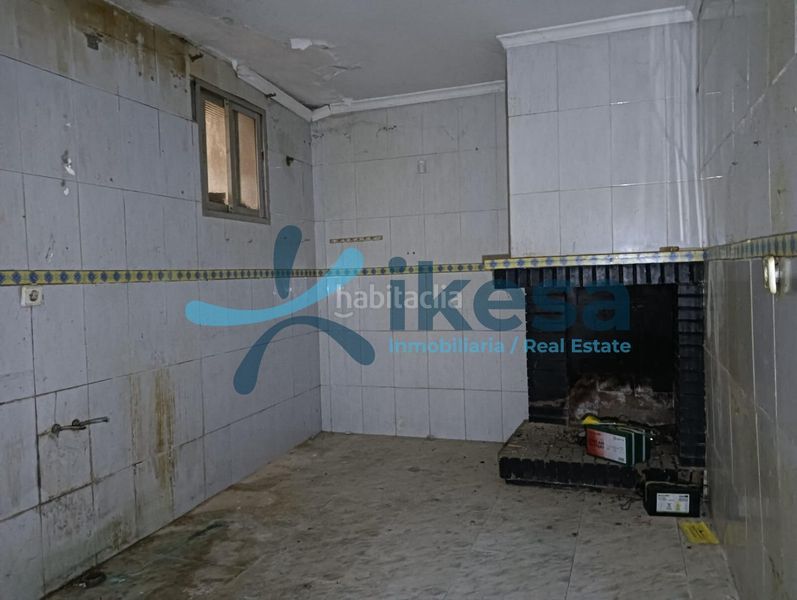 Foto 298dea92-4149-4ce9-83b9-a6478664eec9. Casa adossada a Martos