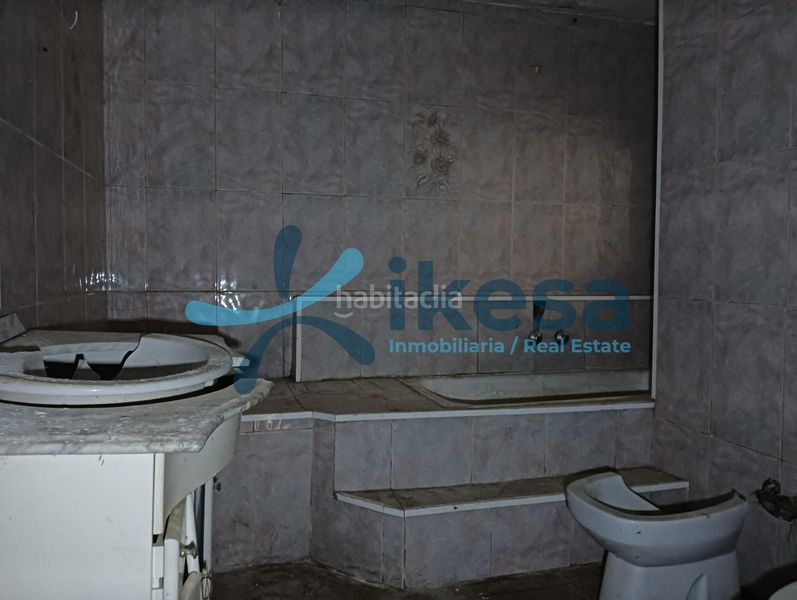 Foto 877a34c6-b2be-4e29-9639-ad44e2893d90. Casa adossada a Martos