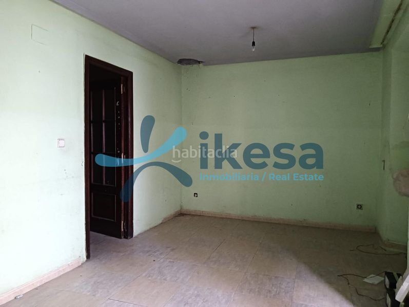 Foto b7892354-3182-4f99-932e-3fcb15810927. Casa adossada a Martos