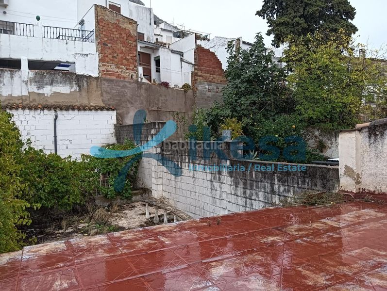 Foto e2b369cb-3cdd-441b-b973-561cb150ecde. Casa adossada a Martos