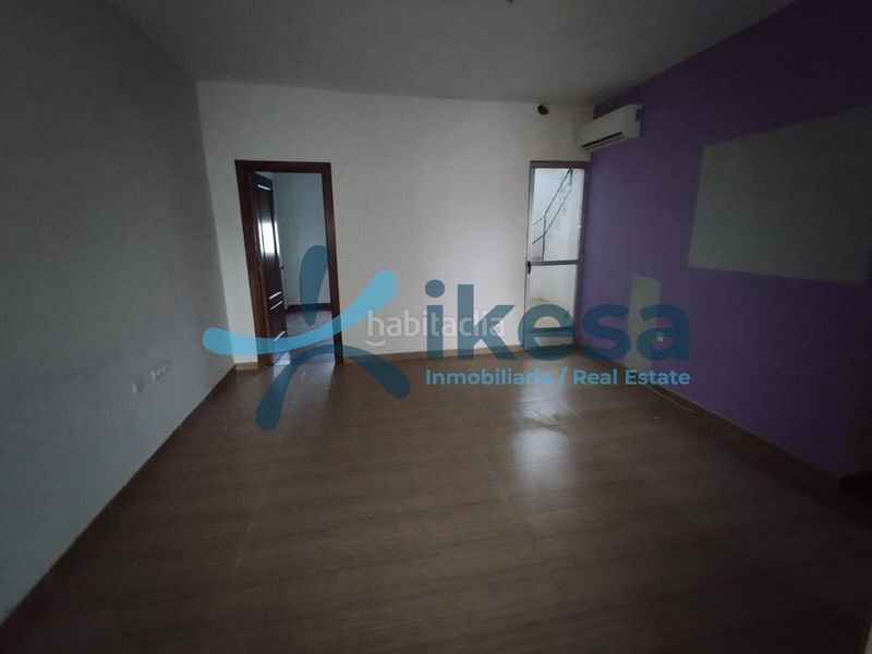 Foto c7197ec3-be45-4e75-9fde-db1b2362118c. Pis amb aparcament a Torreperogil