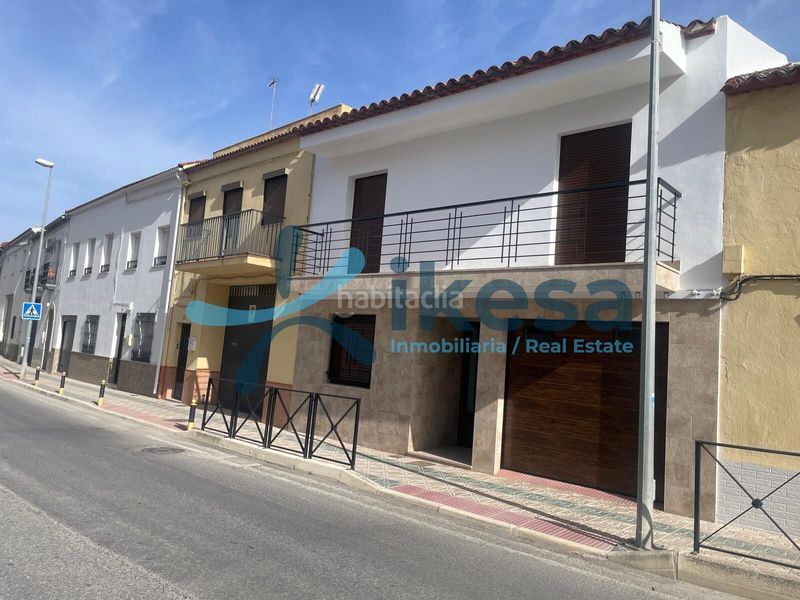 Foto b5e407d7-020a-4d7c-bbcc-4f93e86d3161. Casa a Porcuna