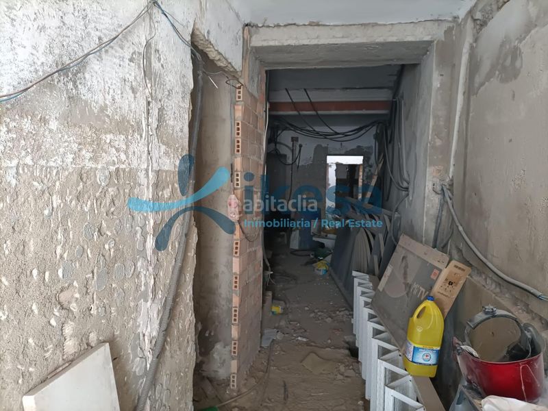 Foto 8aed2a0e-bc61-405e-bd3e-2e22d6db5264. Casa adossada a Coronil (El)