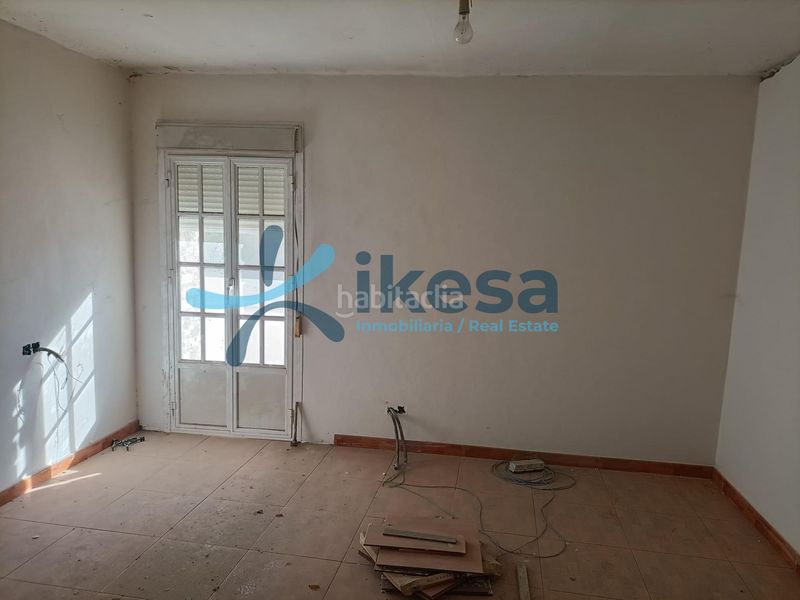 Foto ce5322d4-d380-4f43-b8b1-2be44063b08f. Casa adossada a Coronil (El)