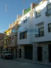 Pis a Villares (Los). Venta de vivienda en los villares, jaén. activo inmobiliario sin