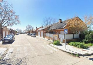 Reihenhaus in Humanes. Unifamiliar en venta en humanes guadalajara. sin posesión no vis