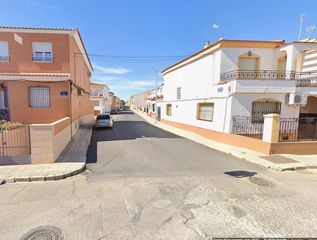 Casa a schiera in Tomelloso. Adosado en venta en tomelloso ciudad real. sin posesión no visit