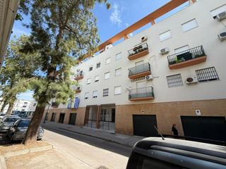 Pis a El Juncal - Vallealto. Piso en venta en el puerto de santa maría