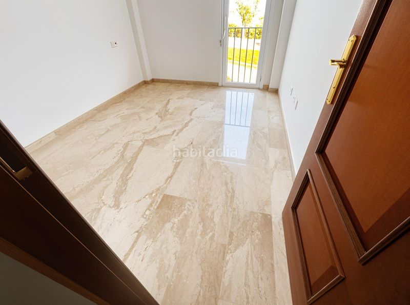 Foto c8298156-6871-492e-97c4-83a392e23766. Casa adossada a Consolación Utrera