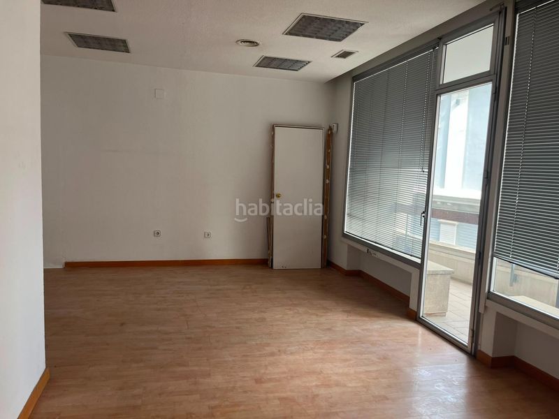 Foto a4001a90-e88f-47d7-a3a4-09bc23aaa0ef. Piso vivienda en venta en pleno centro 130,59 m2 junto a la campana en Sevilla