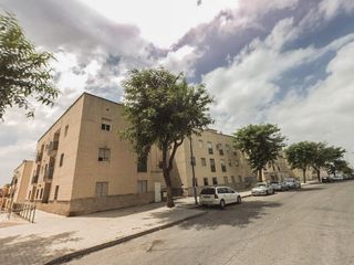 Geschäftsraum in Estación - La Fontanilla - El Tinte. Venta de local comercial en utrera  sevilla