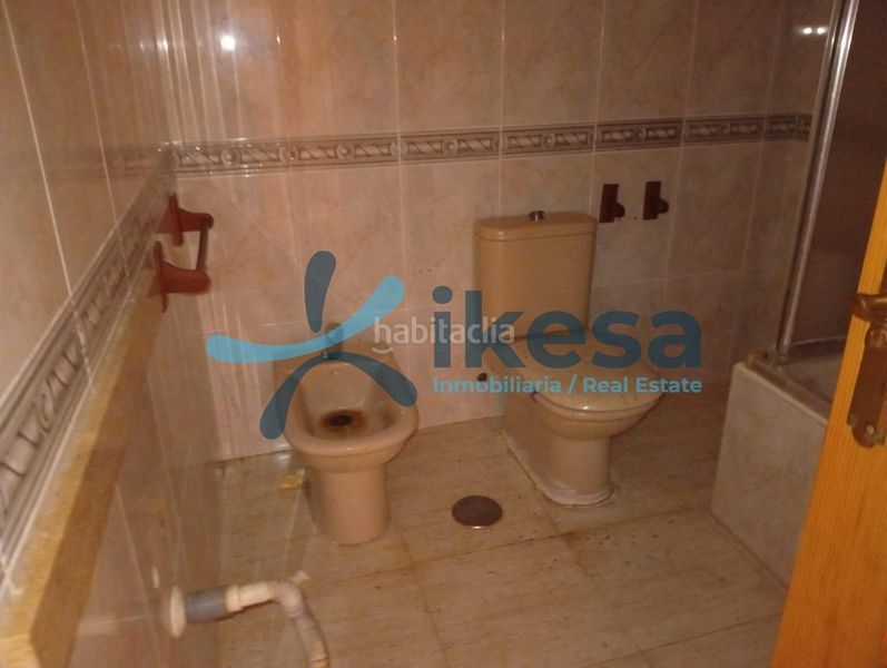 Foto afdd6fe9-f3d2-4b0d-a6d8-b72a718d41c0. Pis amb aparcament a Adra