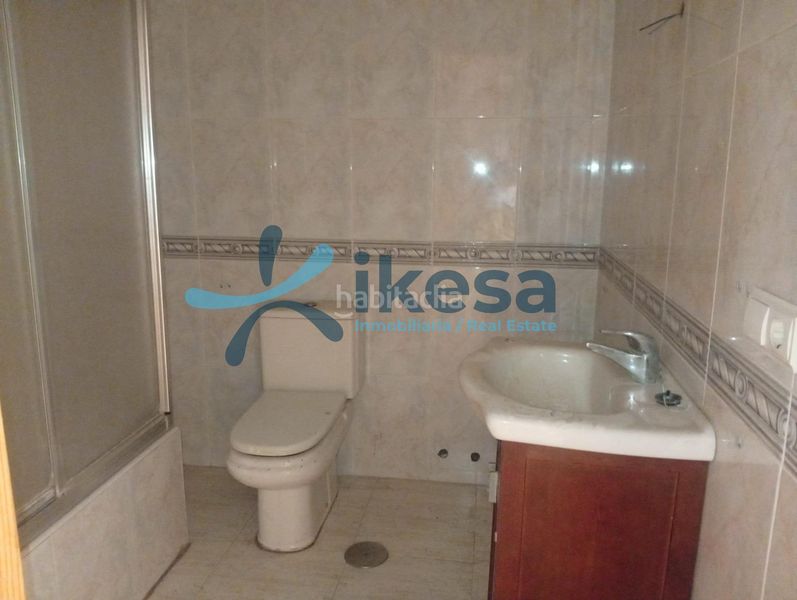 Foto 89bc1af7-1684-4b82-9806-08bad5702f23. Pis a Adra