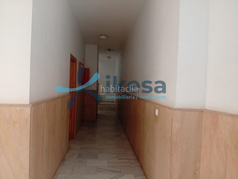 Foto b99b6869-73b0-4eed-a79a-f37a477540b9. Pis a Adra