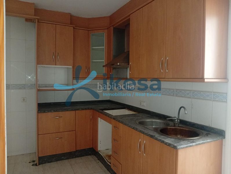 Foto d8c54ef0-2e25-43bc-8d46-2466a704c116. Pis a Adra