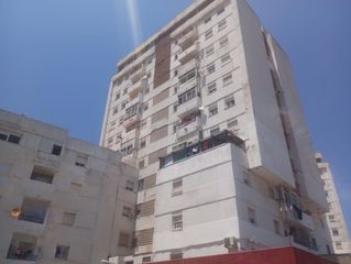 Piso en Pescadores - Saladillo. Piso en venta para reformar con ascensor  100 m