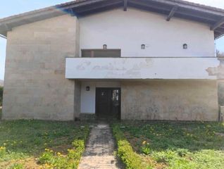 Chalet in Calle añureta 11. Chalet en venta situado en zuia, álava