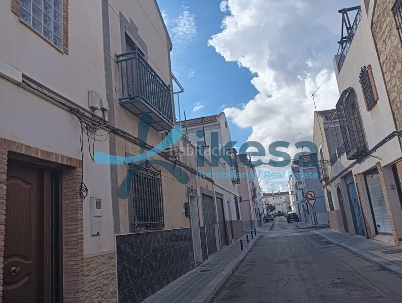 Foto 26e488d7-be54-4169-b9c3-768330595999. Casa a Peñamefecit - Avda Barcelona Jaén