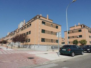 Pis a Señorío de Illescas. Se vende piso en toledo sin posesión