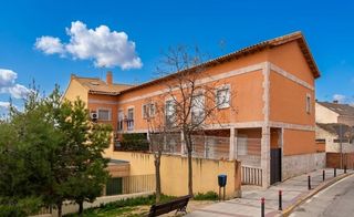 Appartement à Villaluenga de la Sagra. Se vende piso con garaje en villaluenga de la sagra. cesión de r