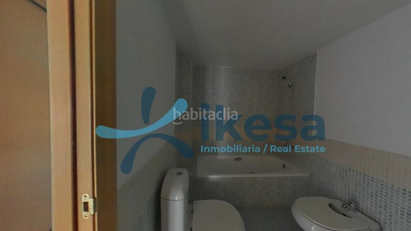 Foto 297db821-d466-45dc-ac7e-bb67eb7ba0a6. Pis amb aparcament piscina a Guadalmina Baja Marbella