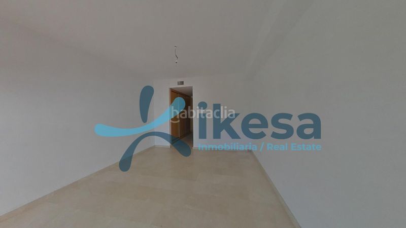 Foto a1957907-4d78-4b80-bcec-358f98b72e78. Pis amb aparcament piscina a Guadalmina Baja Marbella