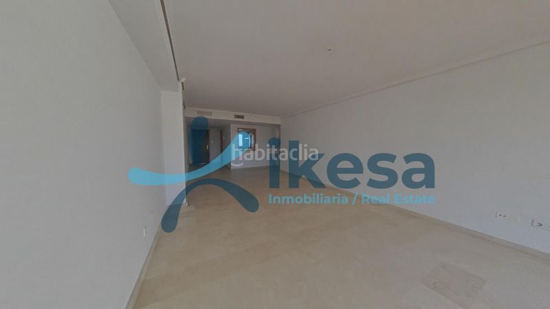 Foto ea3f2cc4-d1c0-472f-98b8-8ea4f667f511. Pis amb aparcament piscina a Guadalmina Baja Marbella