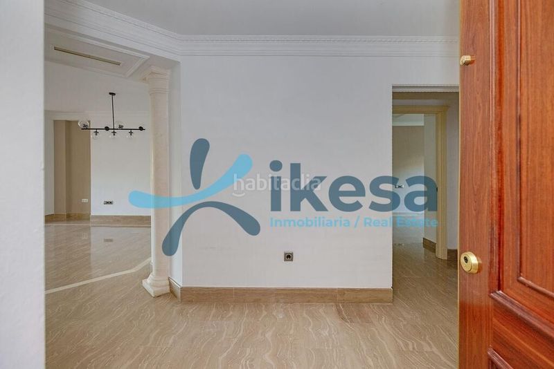 Foto d455536a-e0a4-4ff8-b569-a5702da80c7b. Pis amb piscina a Sierra Blanca Marbella