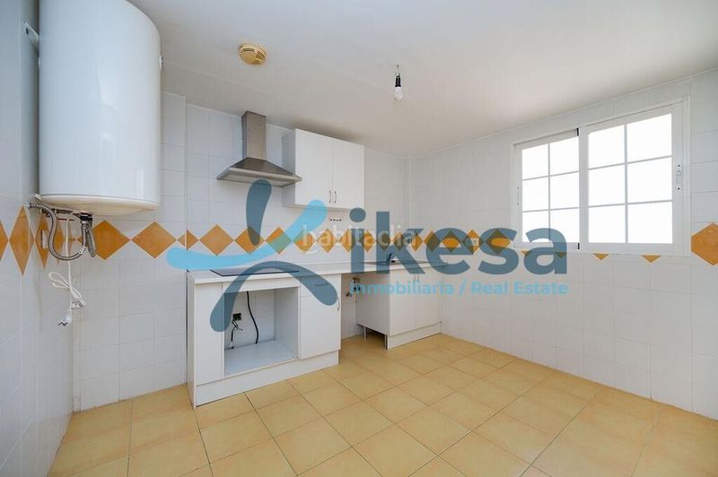 Foto 648ef2d6-986f-4c92-83f8-629c378ecc85. Dúplex venta de dúplex , málaga. en Romana Playa Marbella