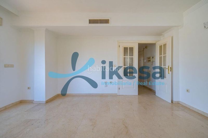 Foto b16638ed-fc0a-4943-b5b2-5c8be2b428a7. Dúplex venta de dúplex , málaga. en Romana Playa Marbella