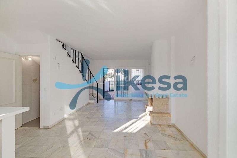 Foto c2dd8809-20cf-4b6f-9fee-b7e4270ad19b. Casa adossada amb piscina a reserva de Marbella Marbella